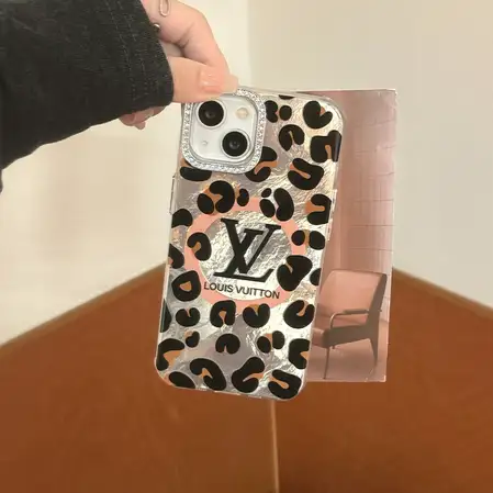Magnetic leopard - print LV phone case