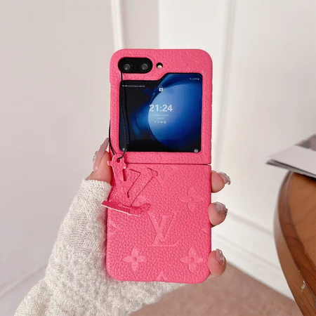Magnetic phone case