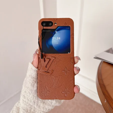Magnetic phone case