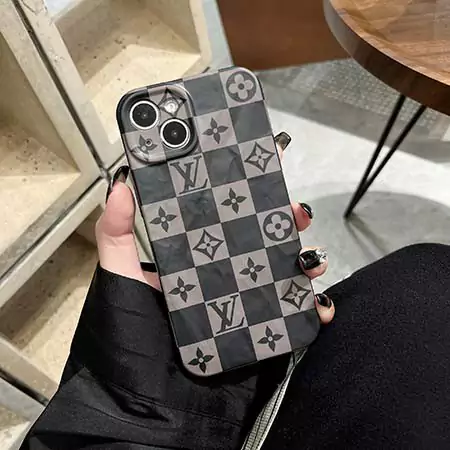 louis vuitton pleated plaid iphone case