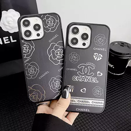 chanel camellia motif magsafe - compatible iphone case