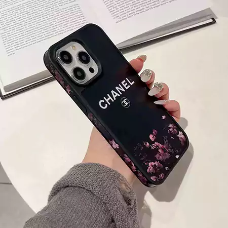 chanel floral iphone case