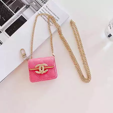 SEO 关键词
CHANEL - inspired quilted AirPods case
