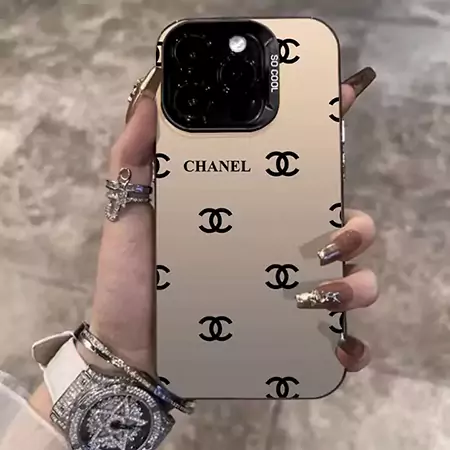 chanel monogram iphone case