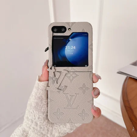 Magnetic phone case