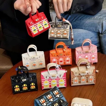 Hermès - inspired AirPods case