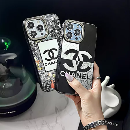 chanel black and white checkerboard iphone case