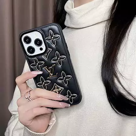 louis vuitton leather - grain clover with gold - foil logo pattern iphone case