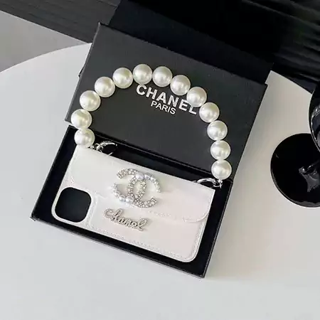 Chanel black phone case，Chanel white phone case，Chanel sparkling diamond phone case
