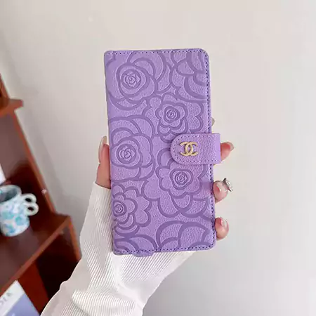 chanel wallet style iphone case