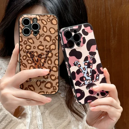 Full - coverage leather leopard - print LV phone case
