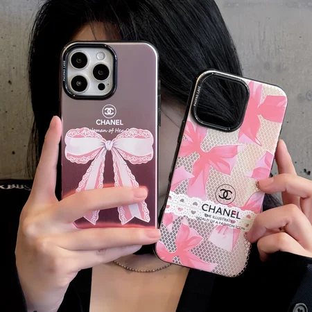 CHANEL bow phone case