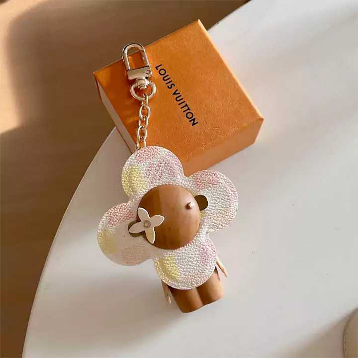  Louis Vuitton keychain