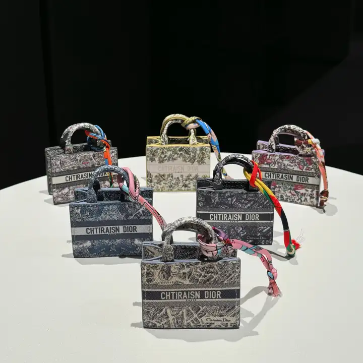 Dior tote bag - style AirPods case