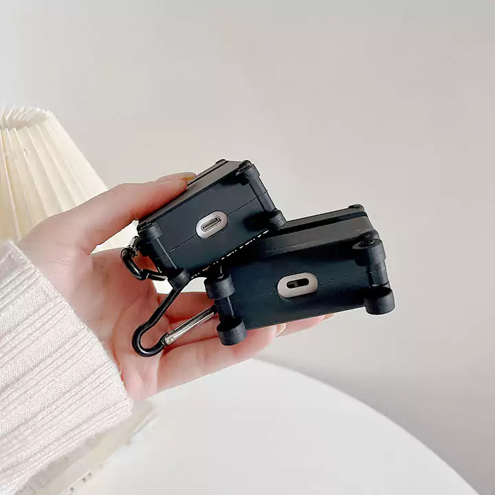  Dior AirPods Pro case