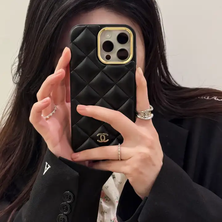  3d quilted chanel iphone 16/16pro case