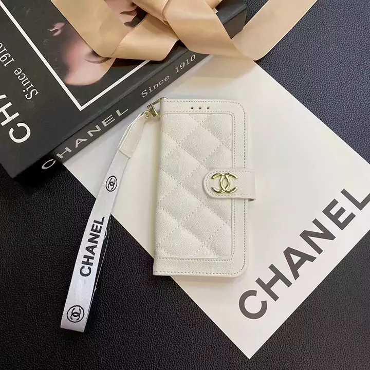 chanel quilted caviar leather iphone case