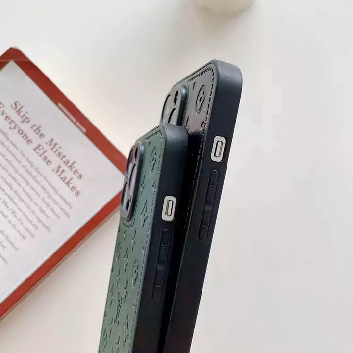 louis vuitton black white green leather embossed logo iphone 16/16pro/pro max case