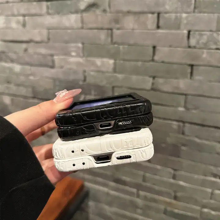 dior magnetic fold phone case