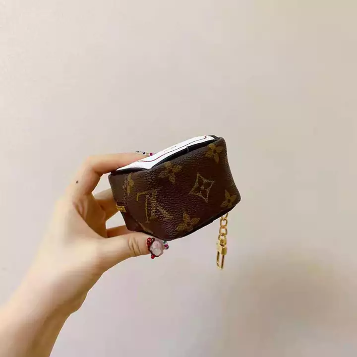  Louis Vuitton keychain