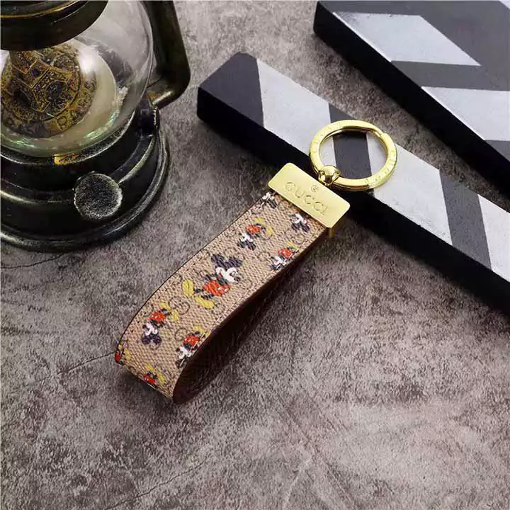  Gucci keychain