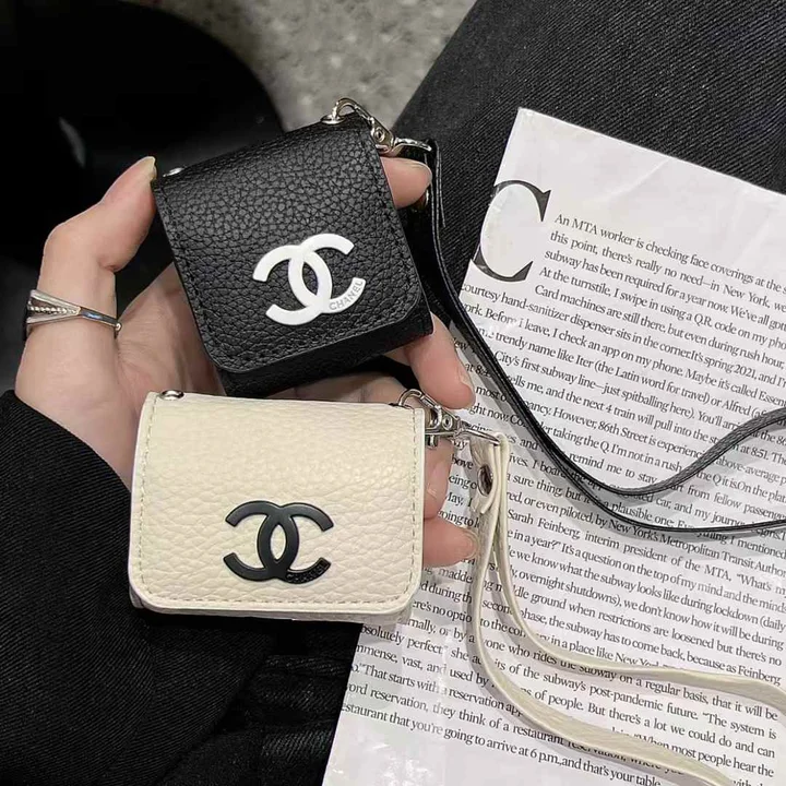  Chanel AirPods 3 case