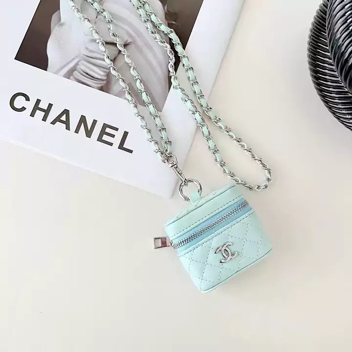  Chanel AirPods Pro case