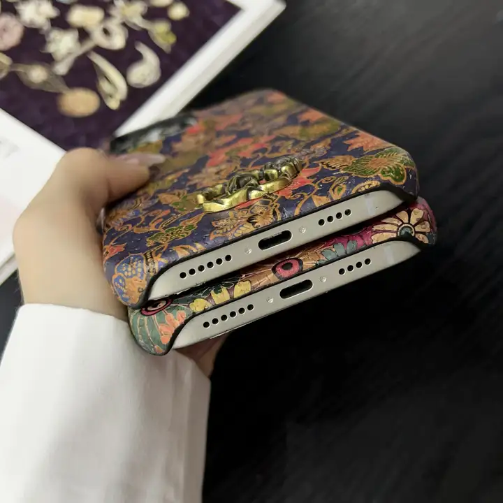  chanel iphone 13/13pro case