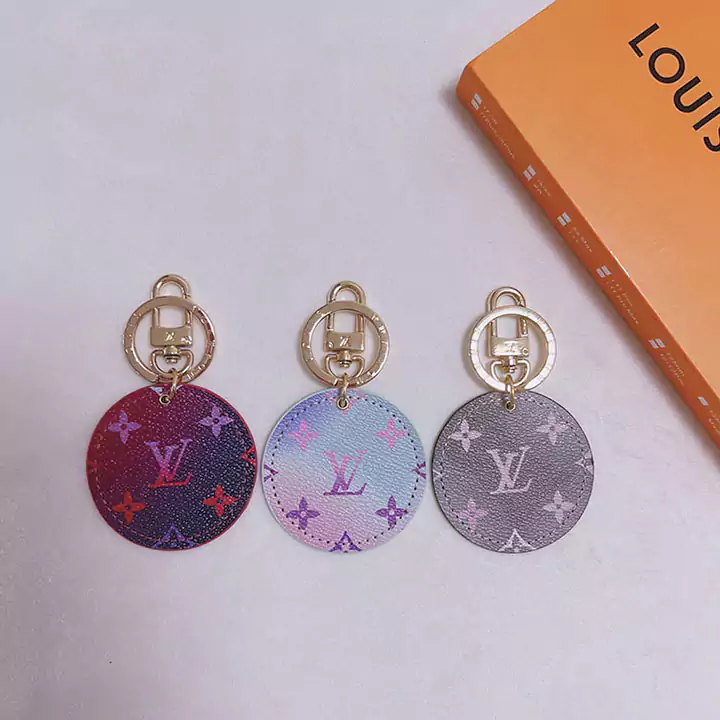  Louis Vuitton keychain