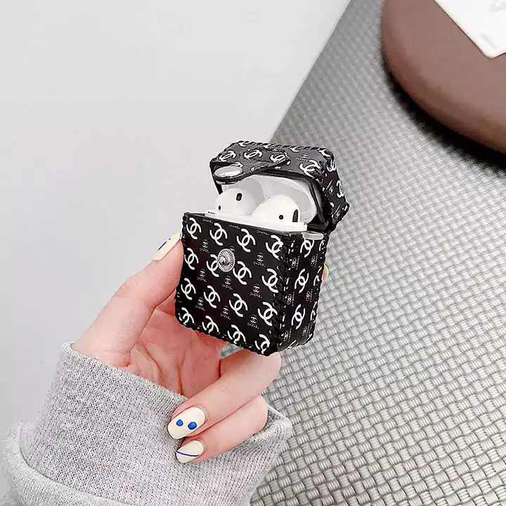  CHANEL AirPods 3 case