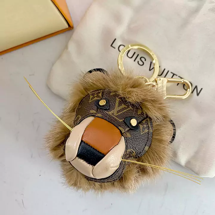  Louis Vuitton bag pendant