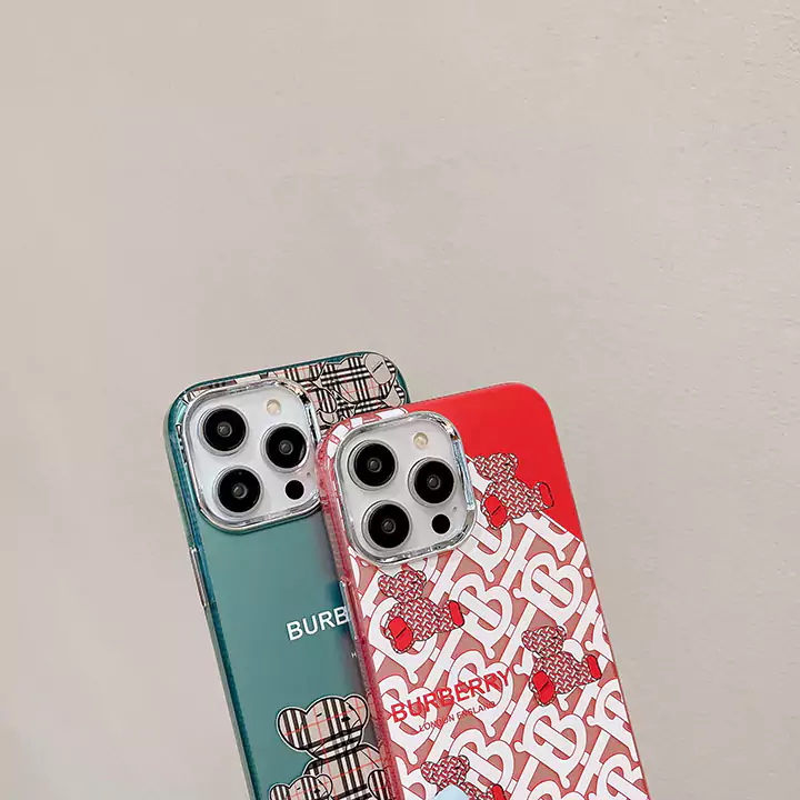  Burberry iPhone 17 case