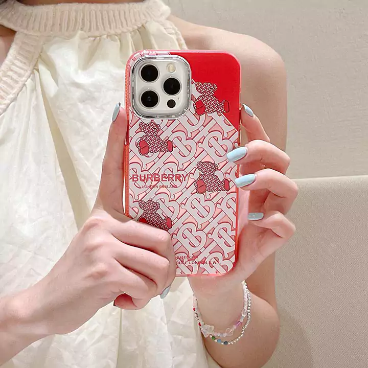  Burberry iPhone 17 case