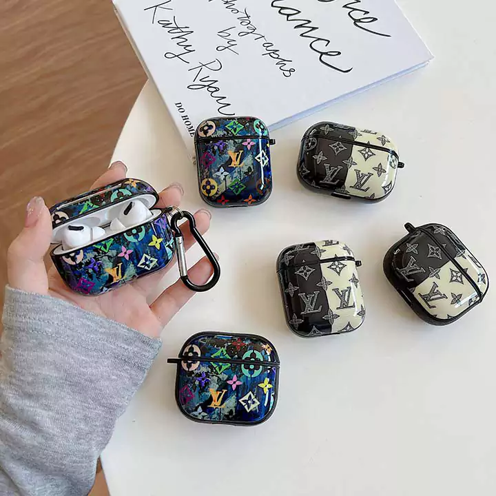  LV AirPods 4 case