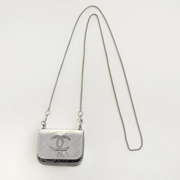  CHANEL AirPods 3 case