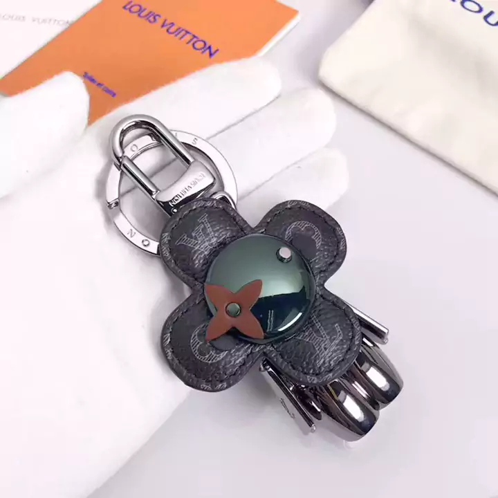  robot - shaped accessory