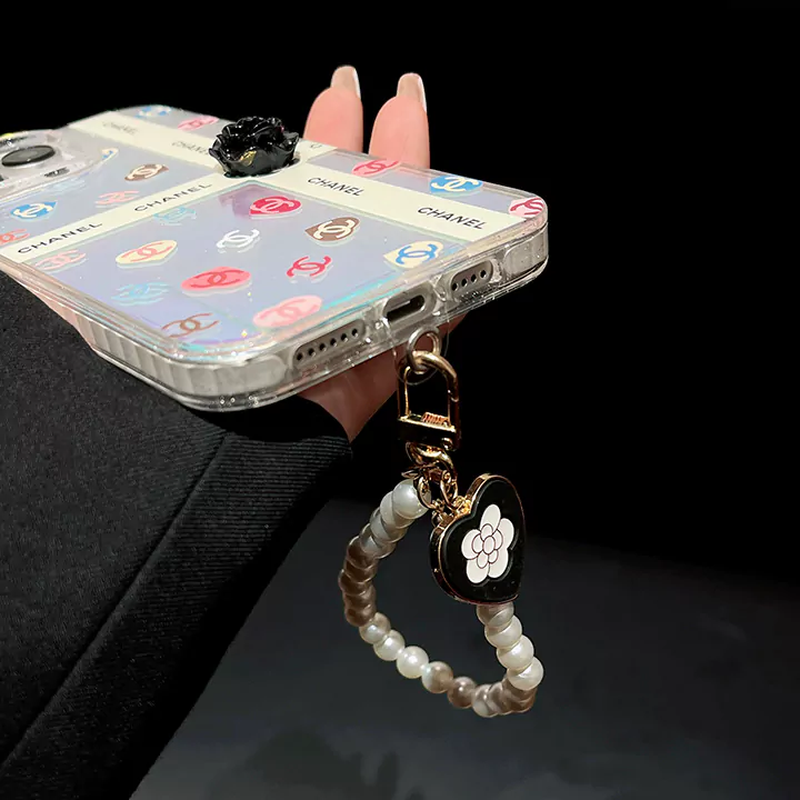  chanel pearl bracelet iphone case