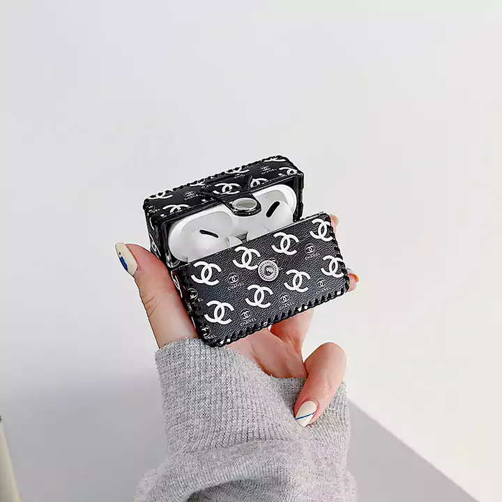  small black - logo AirPods cover