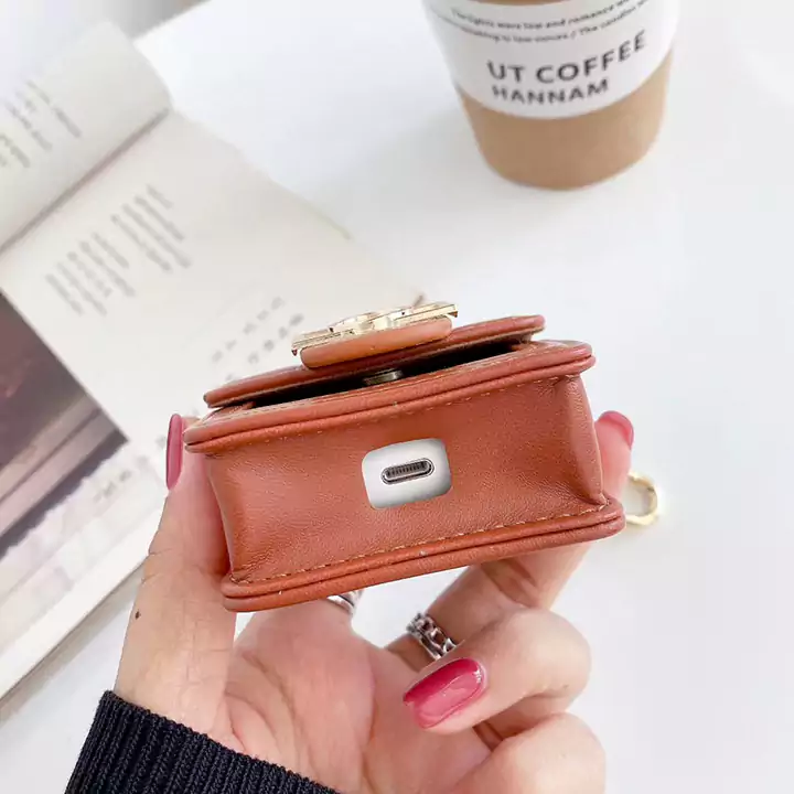 LV - inspired dauphine AirPods case，LV AirPods 4 case，LV AirPods Pro 2 case，LV AirPods Pro case，LV AirPods 3 case，LV AirPods 1/2 case，dauphine AirPods cover