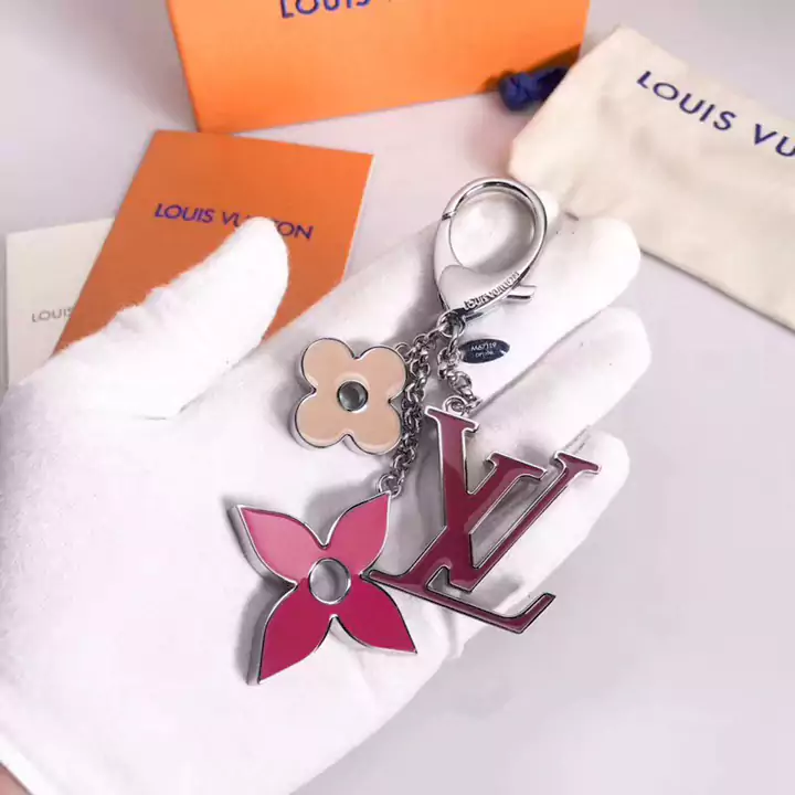  Louis Vuitton keychain