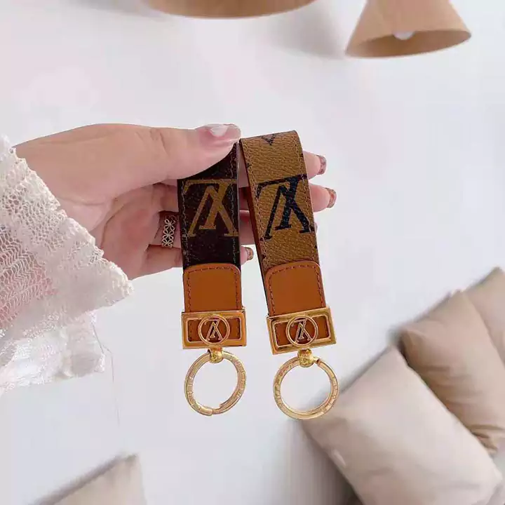  Louis Vuitton keychain