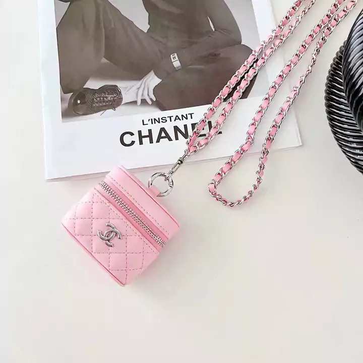  Chanel AirPods 4 case