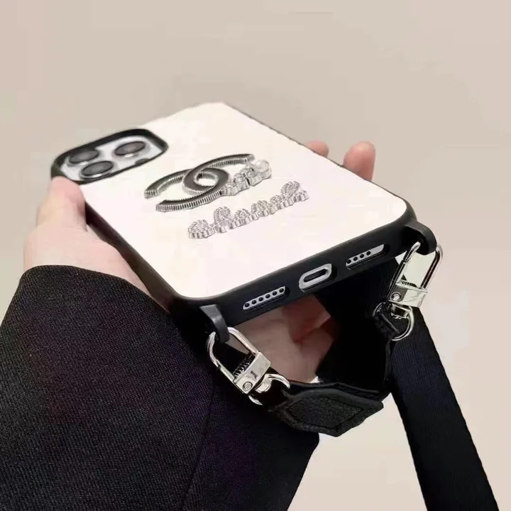 chanel black white crossbody iphone 16/16pro/pro max case