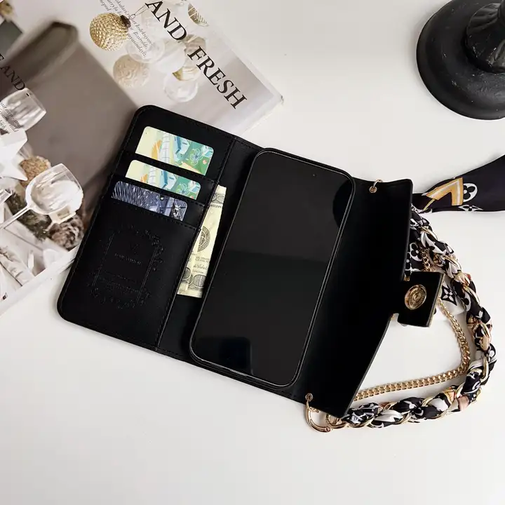 louis vuitton gucci courier pouch silk scarf chain iphone 16/16pro/pro max case